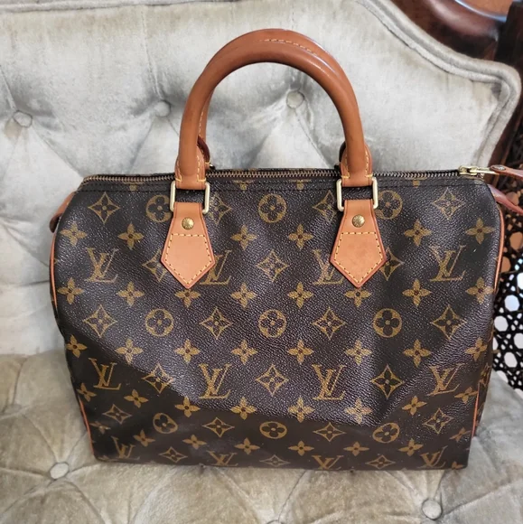 (SOLD)Authentic Louis Vuitton Monogram speedy 30 - Picture 1 of 12